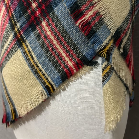asos brand Large 60x60 Blanket Style Plaid Scarf/Wrap-Beige/Red/Blue-Acrylic - Picture 4 of 10